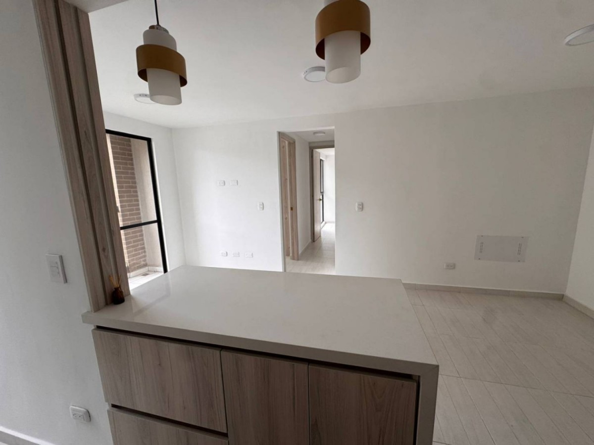 Apartamento en arriendo en Cuatro Esquinas, Rionegro · foto 3 de 17