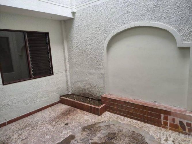 Casa de 6 alcobas en arriendo en Belen Alameda, Medellín, 330 m² · foto 14 de 21