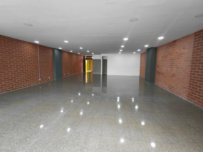Oficina en arriendo en Shellmar, Medellín · foto 4 de 22