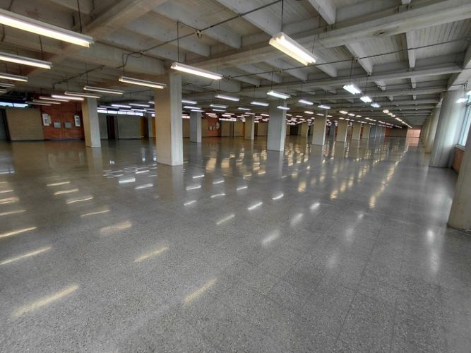 Oficina en arriendo en Shellmar, Medellín · foto 15 de 22