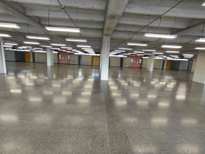 Oficina en arriendo en Shellmar, Medellín · foto 17 de 22