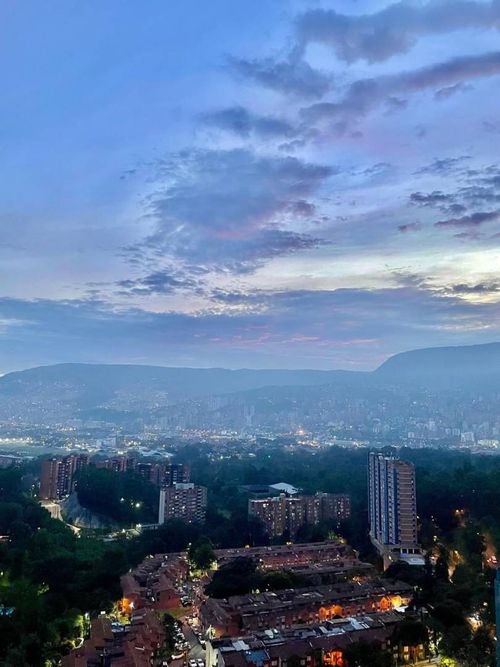 Apartamento de 2 alcobas en arriendo en Rodeo Alto, Medellín, 55 m² · foto 6 de 19