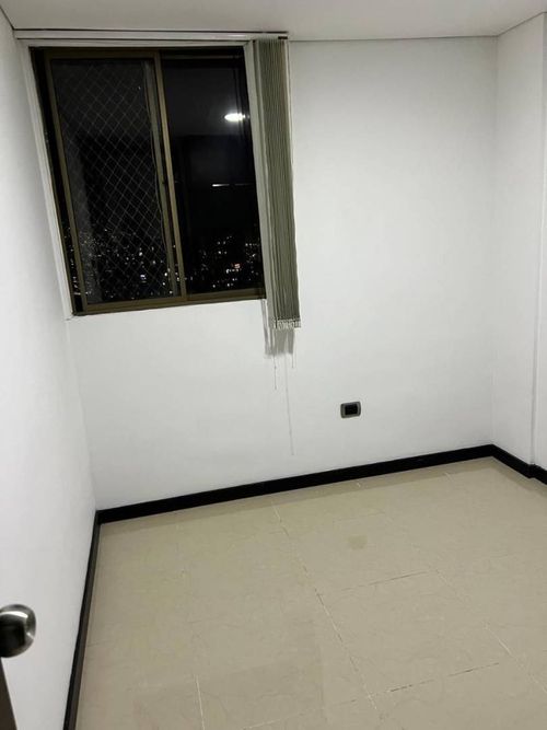 Apartamento de 2 alcobas en arriendo en Rodeo Alto, Medellín, 55 m² · foto 12 de 19
