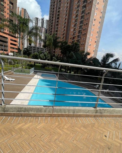 Apartamento de 2 alcobas en arriendo en Rodeo Alto, Medellín, 55 m² · foto 18 de 19