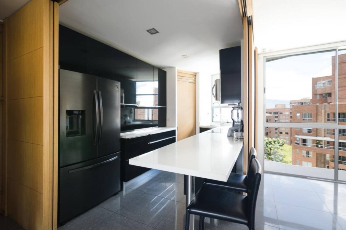 Apartamento en arriendo en Lalinde, Medellín · foto 4 de 20