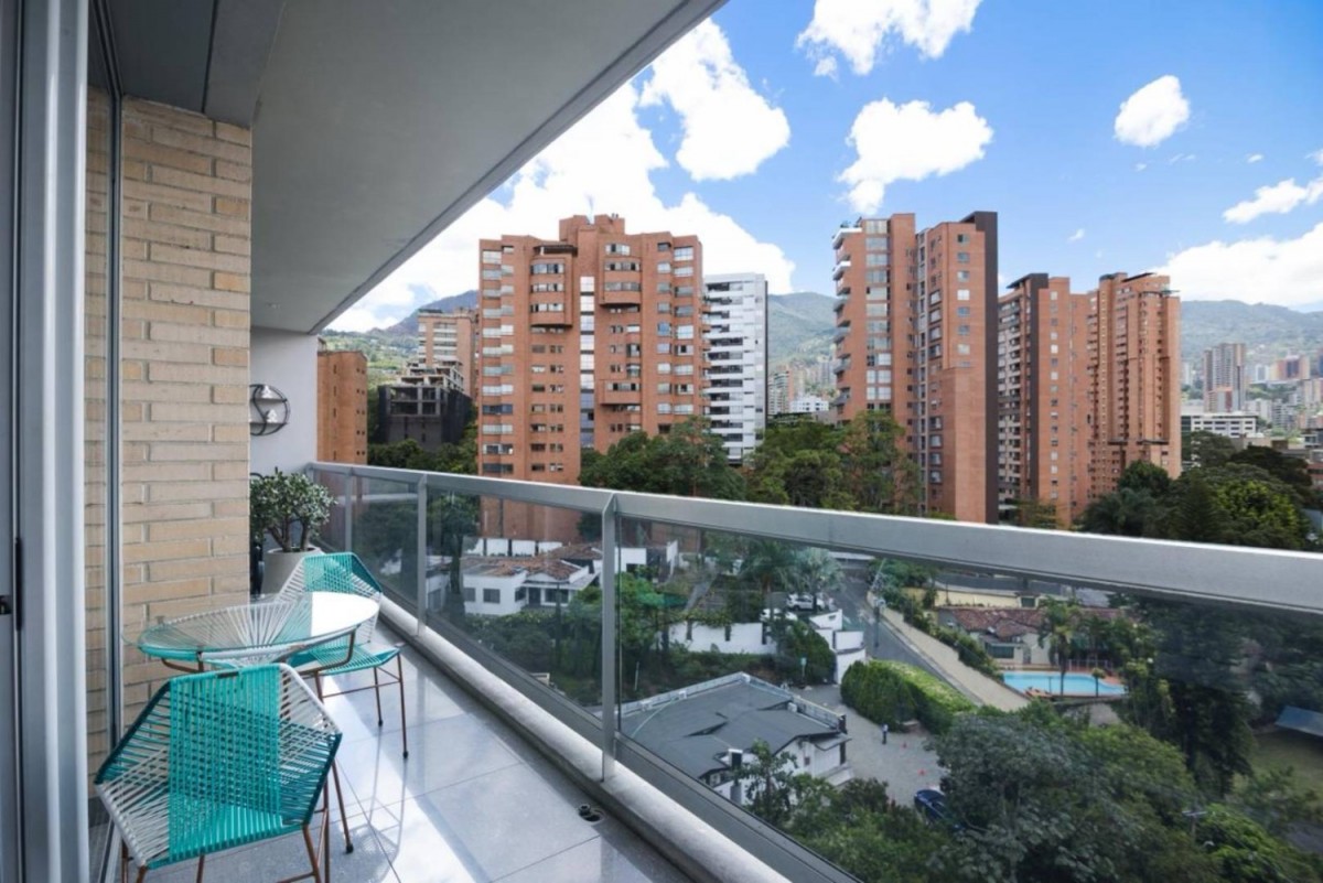 Apartamento en arriendo en Lalinde, Medellín · foto 9 de 20