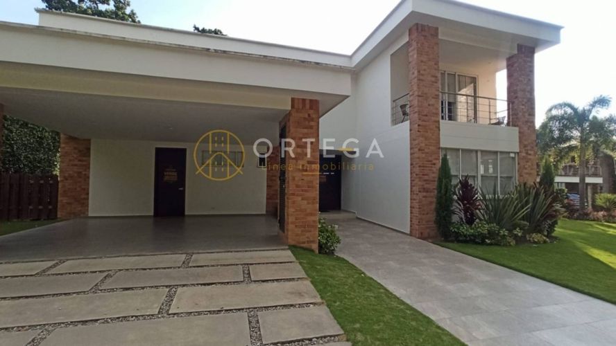 Casa de 4 alcobas en venta en Terrazas De Menzuli, Floridablanca, 424 m² · foto 3 de 24