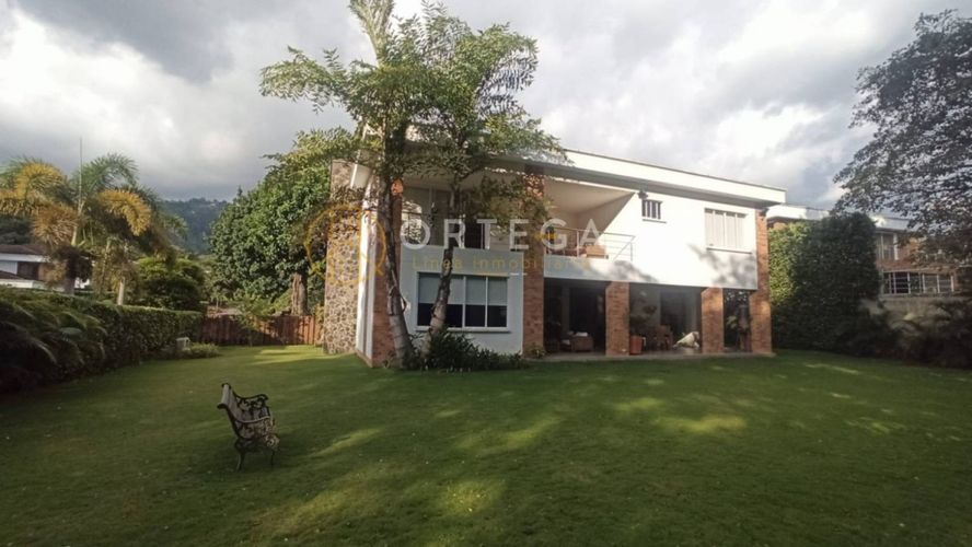 Casa de 4 alcobas en venta en Terrazas De Menzuli, Floridablanca, 424 m² · foto 11 de 24
