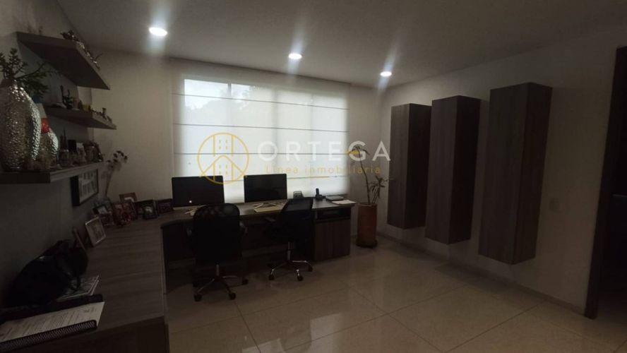 Casa de 4 alcobas en venta en Terrazas De Menzuli, Floridablanca, 424 m² · foto 21 de 24
