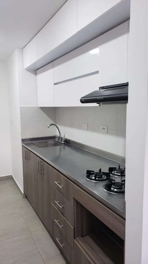 Apartamento de 3 alcobas en venta en El Porvenir, Itagüí, 69 m² · foto 3 de 24