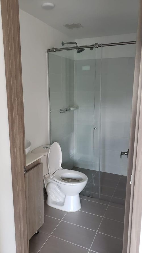Apartamento de 3 alcobas en venta en El Porvenir, Itagüí, 69 m² · foto 13 de 24