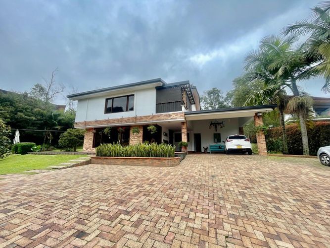 Casa de 5 alcobas en arriendo en Llano Grande, Rionegro, 400 m² · foto 23 de 24