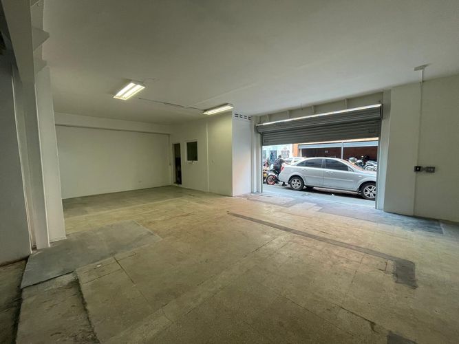 Bodega en arriendo en El Poblado, Medellín, 462 m² · foto 3 de 9
