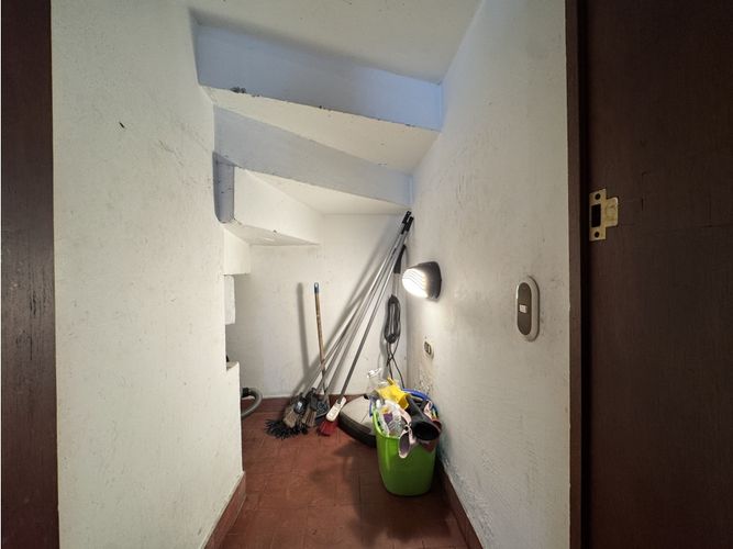 Casa de 5 alcobas en venta en La Esmeralda, Bogotá, 337 m² · foto 13 de 24