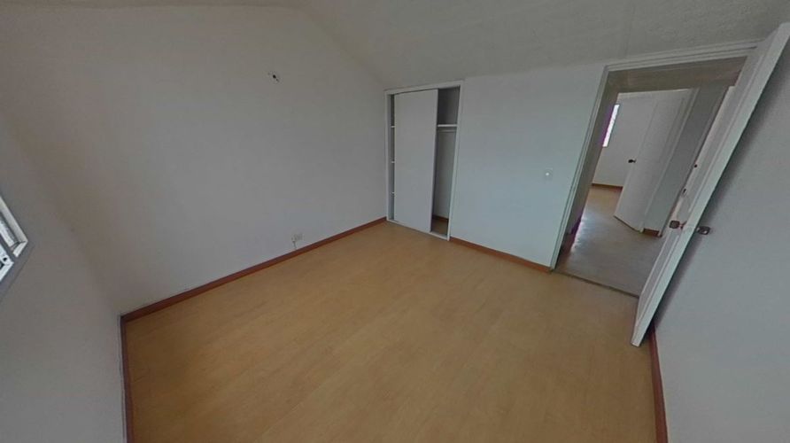 Casa de 6 alcobas en venta en Ub. Techo Bavaria, Bogotá, 162 m² · foto 12 de 19