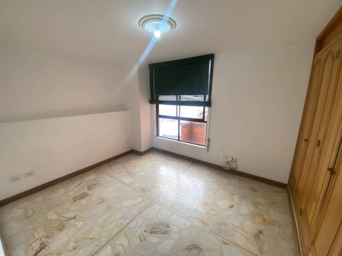 Apartamento en arriendo en Laureles, Medellín · foto 6 de 24