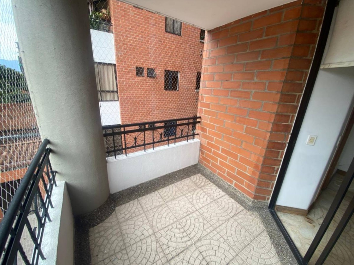 Apartamento en arriendo en Laureles, Medellín · foto 14 de 24