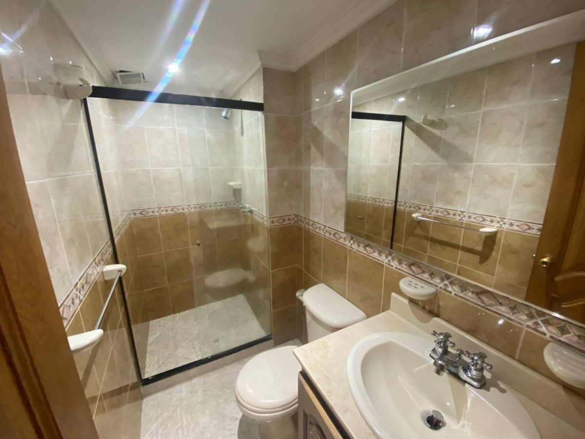 Apartamento en arriendo en Laureles, Medellín · foto 16 de 24