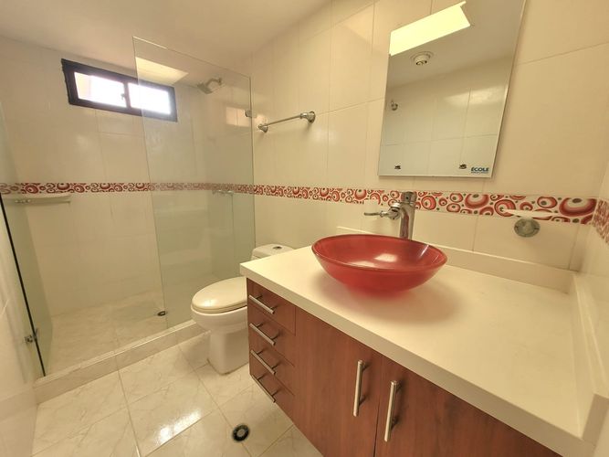 Casa de 5 alcobas en venta en Ciudad Jardin, Cali, 465 m² · foto 23 de 24