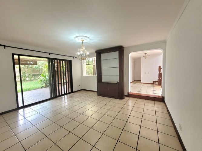 Casa de 5 alcobas en venta en Ciudad Jardin, Cali, 465 m² · foto 21 de 24