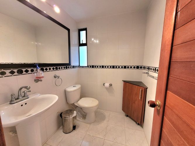 Casa de 5 alcobas en venta en Ciudad Jardin, Cali, 465 m² · foto 22 de 24