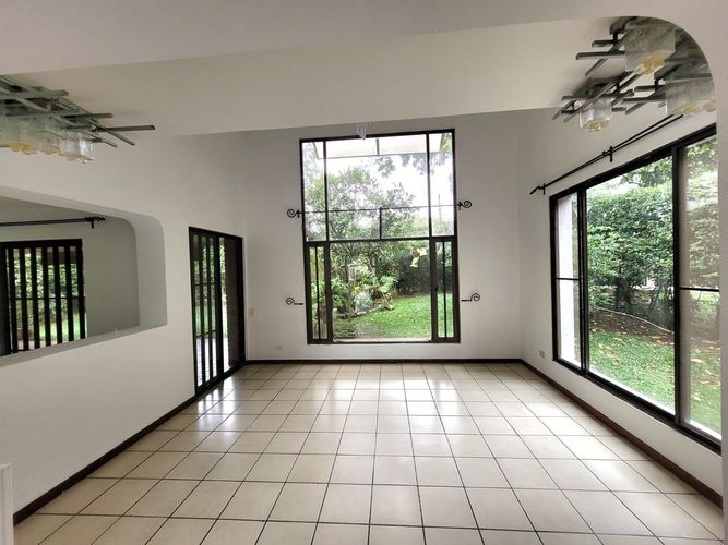 Casa de 5 alcobas en venta en Ciudad Jardin, Cali, 465 m² · foto 8 de 24