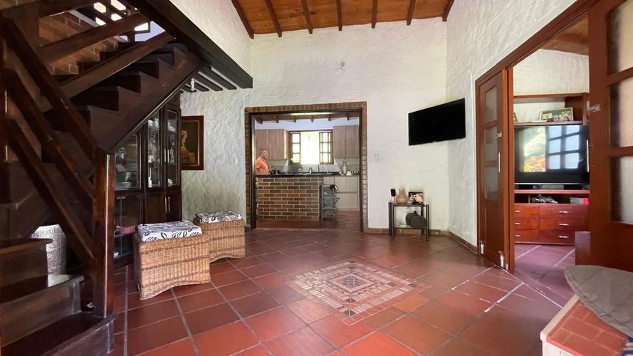 Casa de 4 alcobas en venta en Los Llanitos, Piedecuesta, 1004 m² · foto 9 de 20