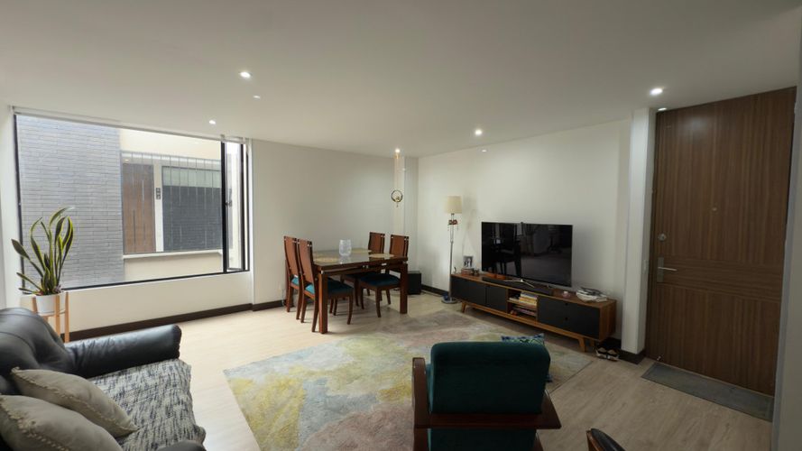 Apartamento de 2 alcobas en venta en Cedritos, Bogotá, 80 m² · foto 2 de 15