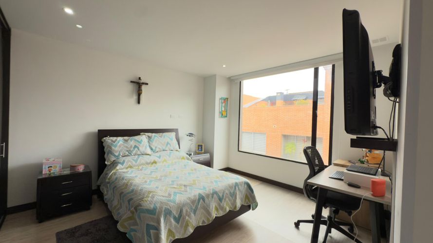 Apartamento de 2 alcobas en venta en Cedritos, Bogotá, 80 m² · foto 9 de 15