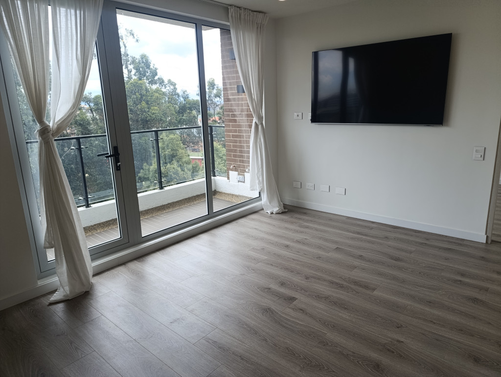 Apartamento en venta en Modelia Occidental, Bogotá · foto 3 de 18