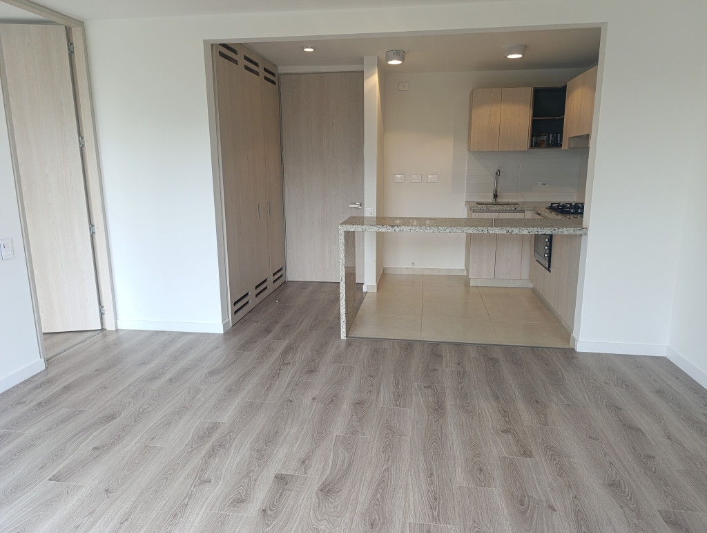 Apartamento en venta en Modelia Occidental, Bogotá · foto 7 de 18