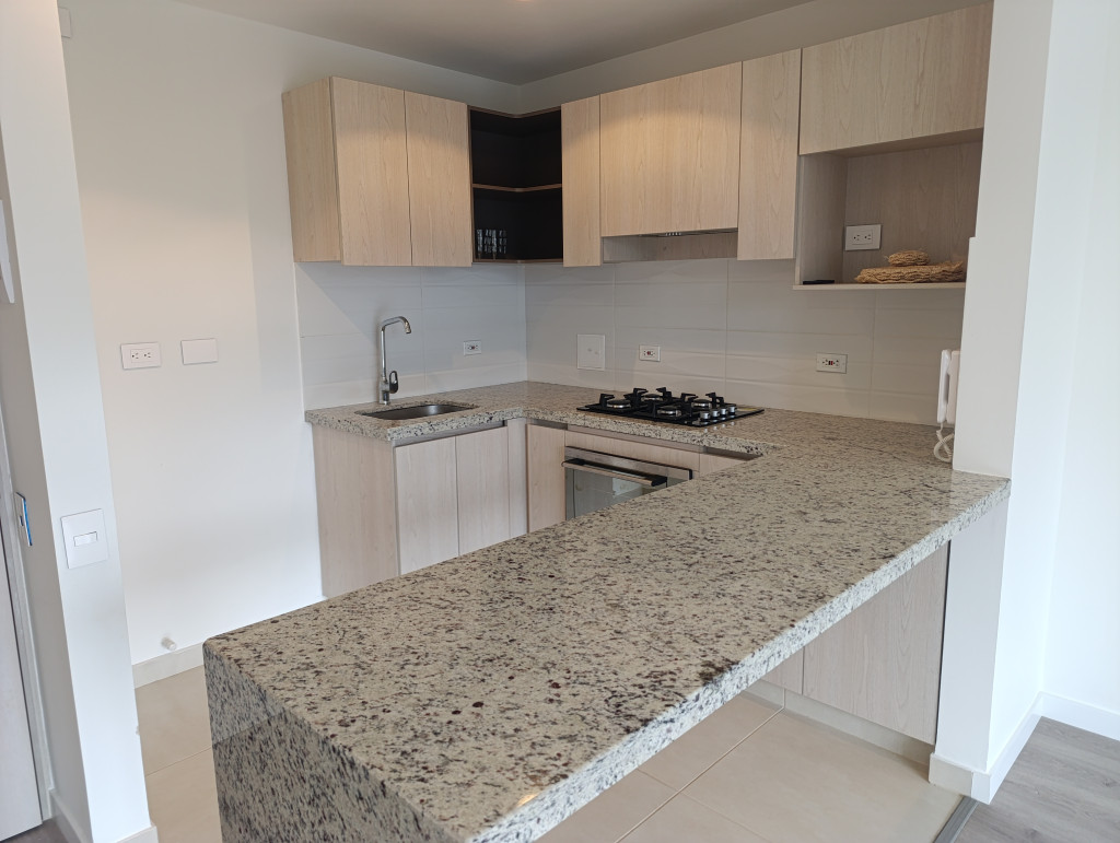 Apartamento en venta en Modelia Occidental, Bogotá · foto 9 de 18