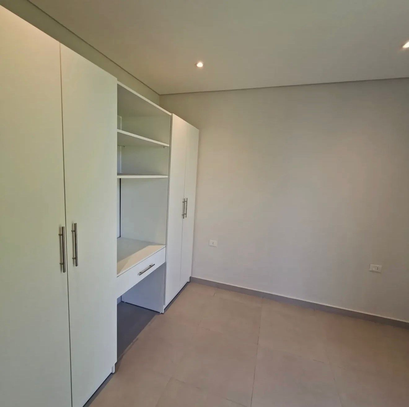 ALQUILO DUPLEX A ESTRENAR EN LUQUE — foto 3