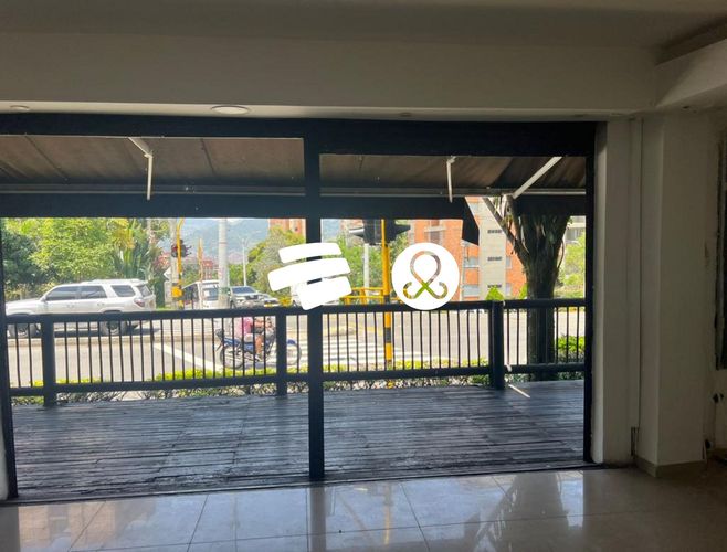 Local en venta en Señorial, Envigado, 144 m² · foto 2 de 19
