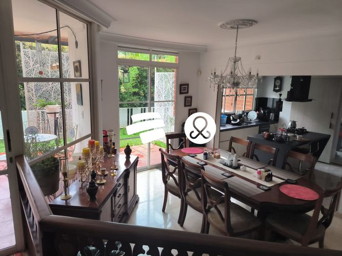 Casa de 4 alcobas en venta en Vía Las Palmas, Medellín, 261 m² · foto 8 de 24