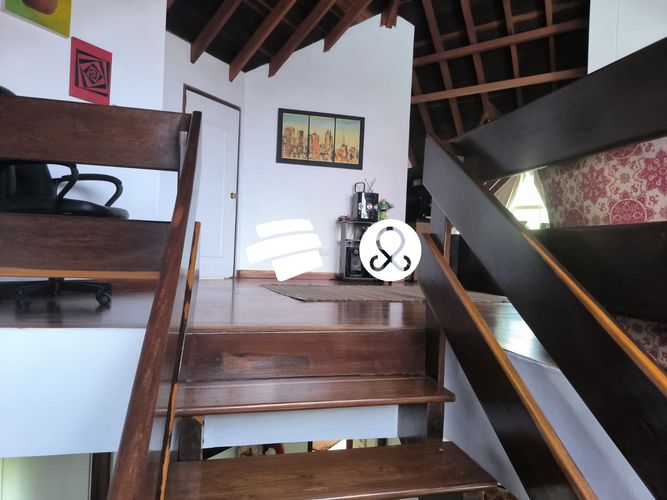 Casa de 4 alcobas en venta en Vía Las Palmas, Medellín, 261 m² · foto 9 de 24