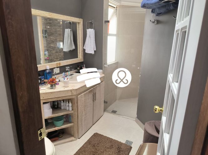 Casa de 4 alcobas en venta en Vía Las Palmas, Medellín, 261 m² · foto 11 de 24
