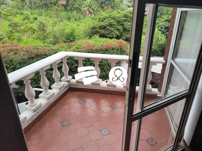 Casa de 4 alcobas en venta en Vía Las Palmas, Medellín, 261 m² · foto 13 de 24
