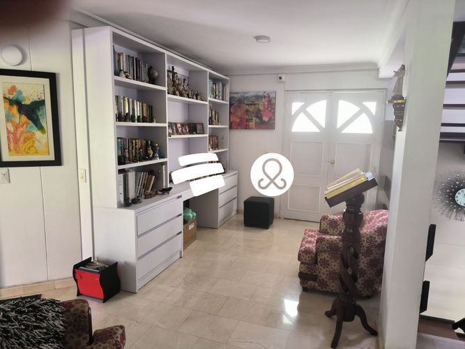 Casa de 4 alcobas en venta en Vía Las Palmas, Medellín, 261 m² · foto 14 de 24