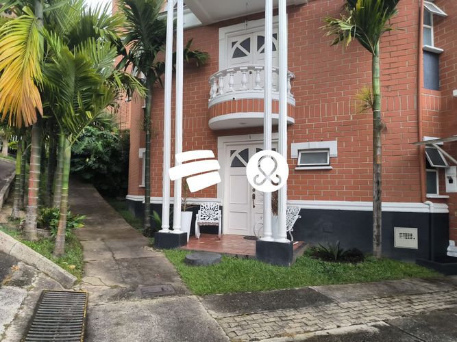 Casa de 4 alcobas en venta en Vía Las Palmas, Medellín, 261 m² · foto 24 de 24