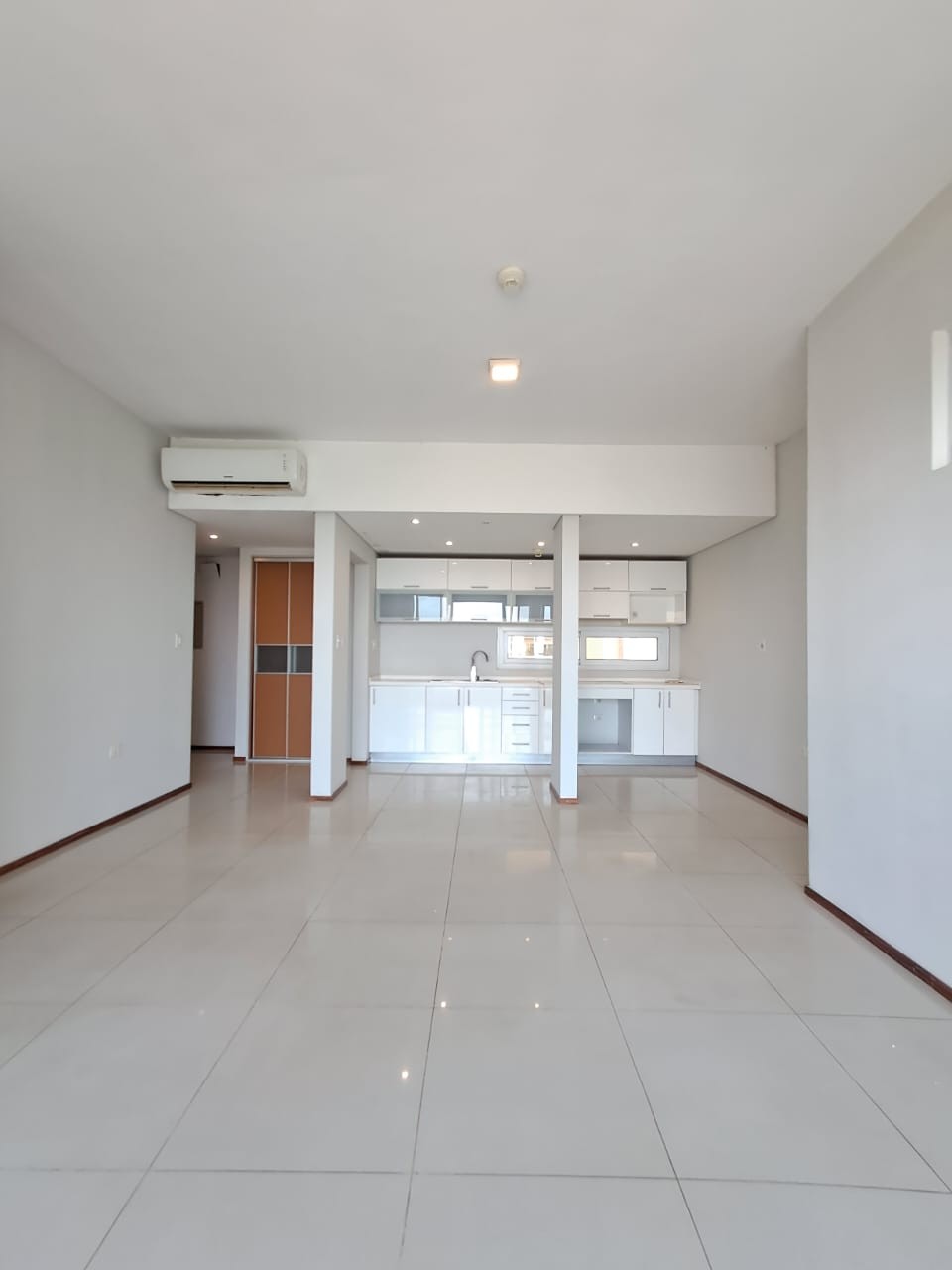 Departamento en alquiler en Ycuá Satí, Asunción — foto 2