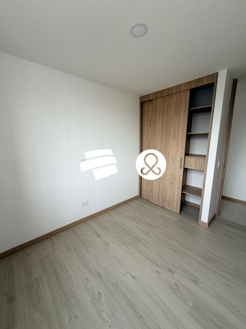 Apartamento de 3 alcobas en venta en Loma De La Doctora, Sabaneta, 73 m² · foto 9 de 14