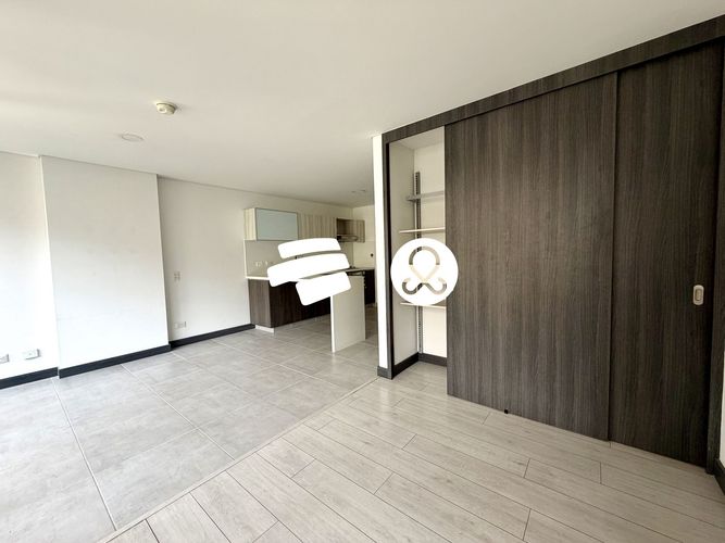 Apartamento en venta en El Poblado, Medellín · foto 8 de 19
