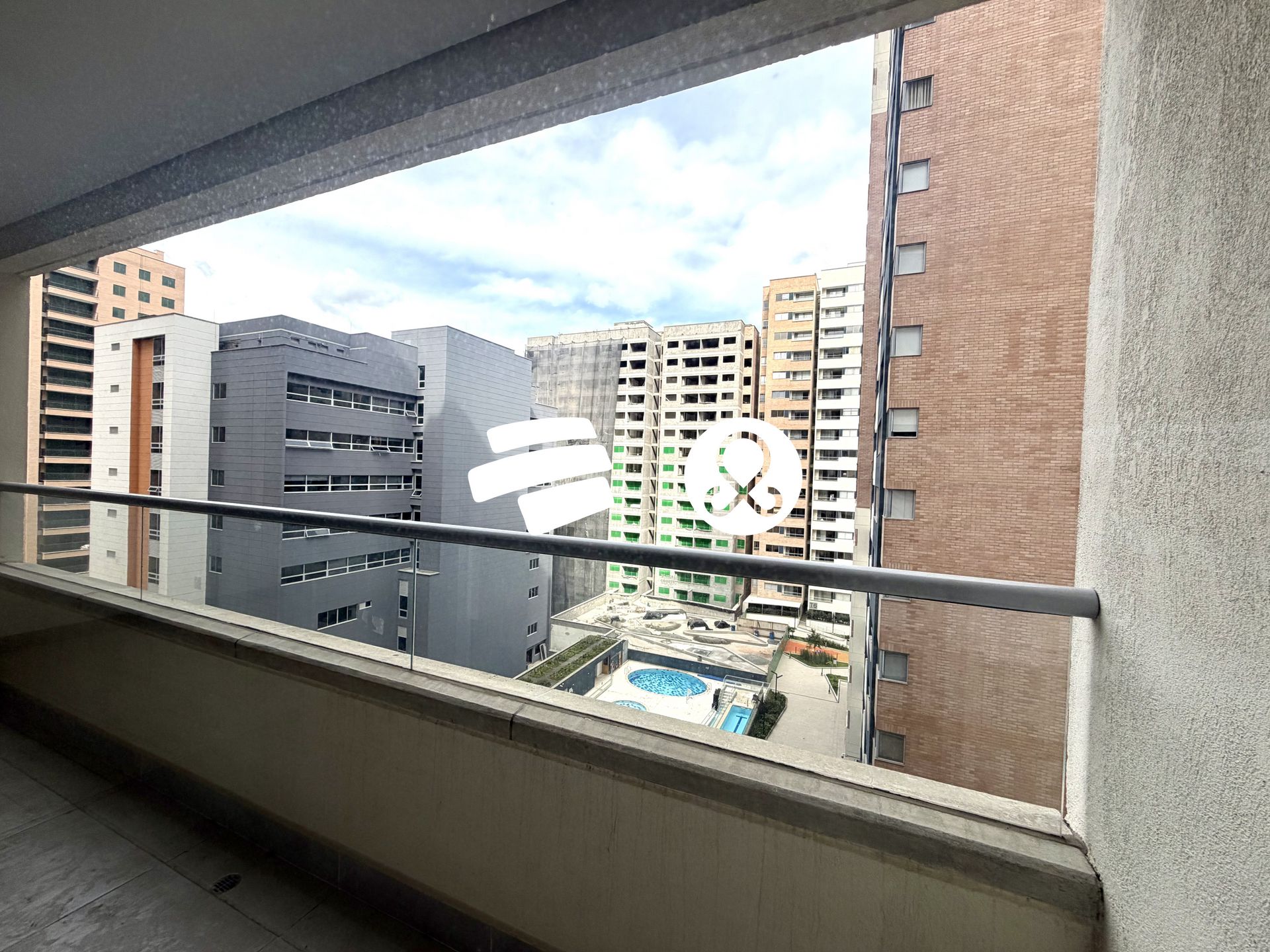 Apartamento en venta en El Poblado, Medellín · foto 9 de 19