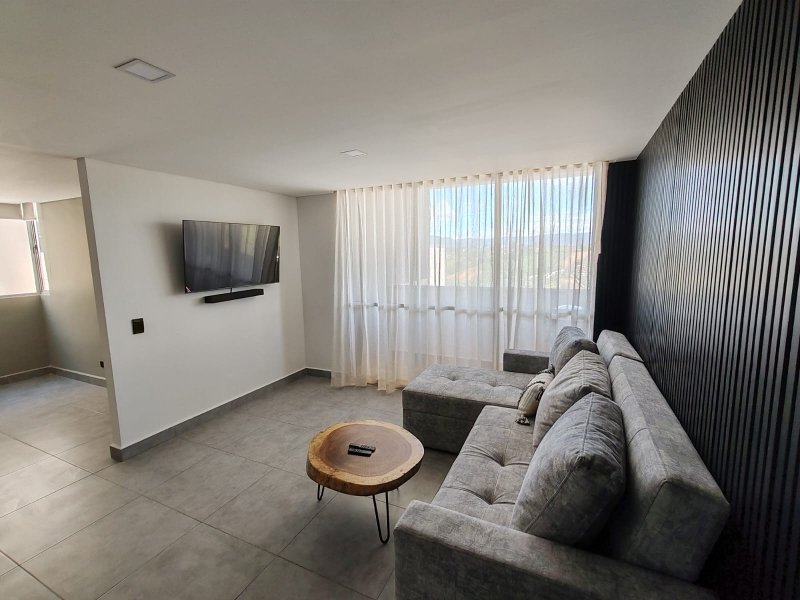 Apartamento en venta en Pablo Sexto, Marinilla · foto 3 de 17