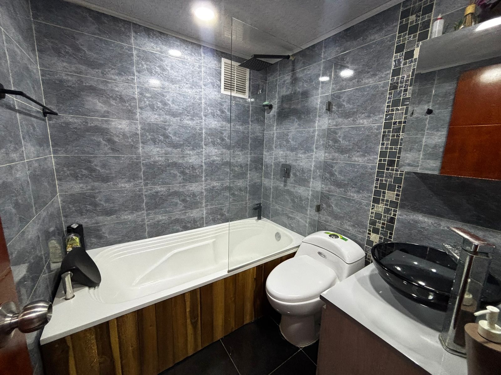 Casa en venta en Ub. Ciudadela Colsubsidio, Bogotá · foto 8 de 24