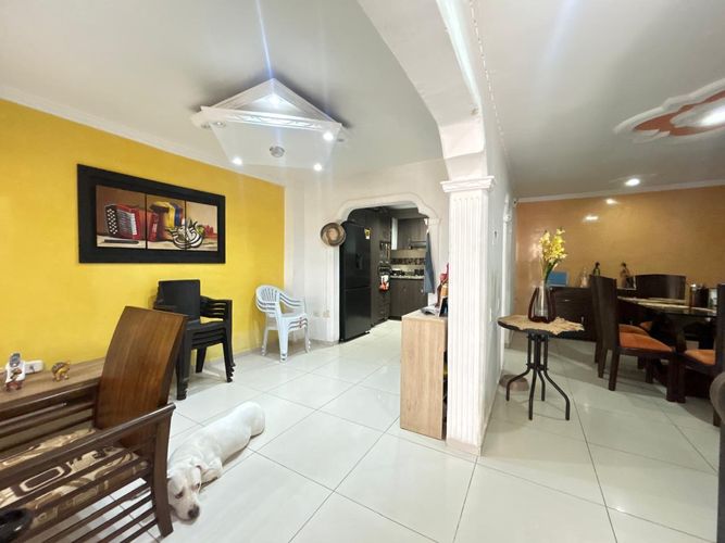 Casa de 5 alcobas en venta en San Miguel, Bucaramanga, 69 m² · foto 4 de 24