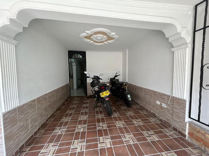 Casa de 5 alcobas en venta en San Miguel, Bucaramanga, 69 m² · foto 6 de 24