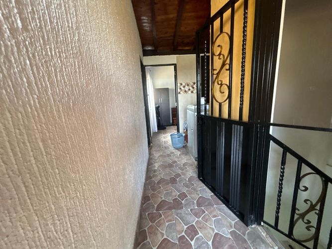 Casa de 5 alcobas en venta en San Miguel, Bucaramanga, 69 m² · foto 22 de 24
