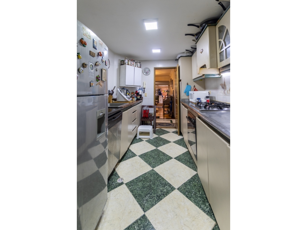 Apartamento en venta en Santa Barbara, Bogotá · foto 8 de 17